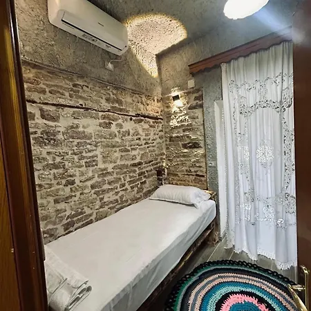 Lengo Konukevi Gjirokastër