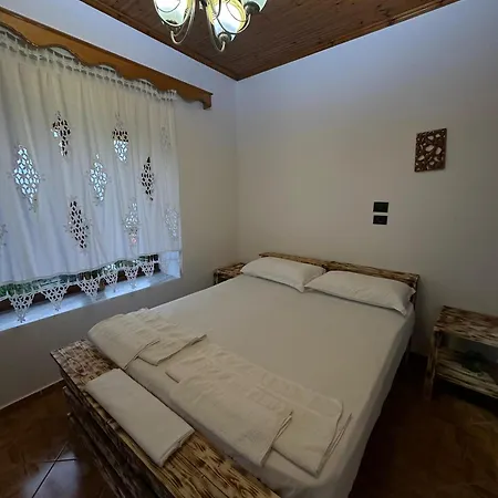 Konukevi Lengo Gjirokastër